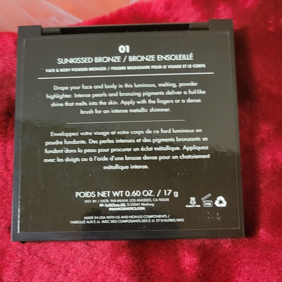 Milani Intense Bronze Glow Face and Body Powder Bronzer 01 Sunkissed Bronze - Picture 4 of 4